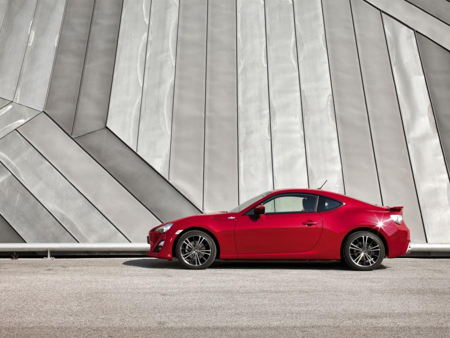  Toyota GT 86 2012 года  (фото 92 из 106)